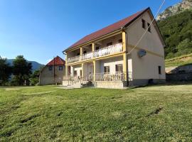 Guest House Trojani, hotel din Lëpushë