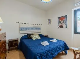 MonArt Rooms Alpha and Omega - Rooftop & Privacy