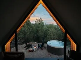 Romantic Mountain Chalet on the Arkansas River