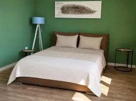 CERES APARTMENTS free parking, kitchen & wi-fi