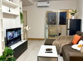 Breezy 1BR Near BTS Udomsuk