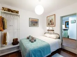 Cozy Apartment Downtown