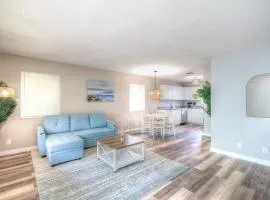 2 BR Coastal Home Near Beach