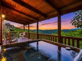 Heavenly Daze Amazing Mountain View, Hot Tub, Game Room!