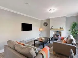3 Bed - Nr Edinburgh - Free Parking -Garden -Wi-Fi