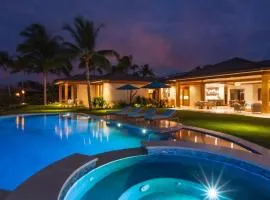 PukaPala Top Villa near Golf Course