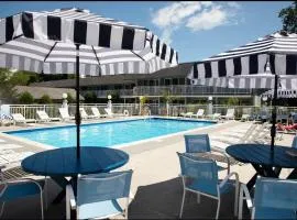 Cape Harbor Motor Inn