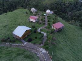 La Alborada Glamping, hotel u gradu Filandia