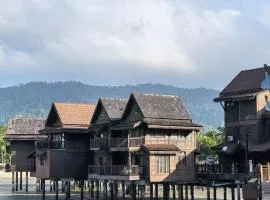 Langkawi Lagoon Floating Resort 03