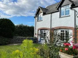 Honeysuckle Cottage