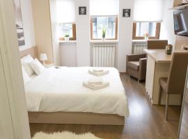 Grand Central Accommodation - Smardan