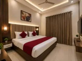 Hotel Galaxia Inn Near PEC College