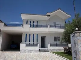 Miri House