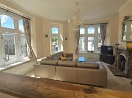 Palace View Apartment