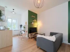 cute 2-room apartment, Vienne entrance, parking at the foot