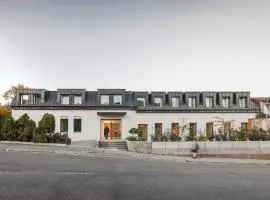 Hotel Gardinn - formerly Hotel Taxis