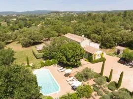 Les Beaumettes, villa provençale à deux pas de Gordes