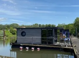 Hausboot Luft & Liebe