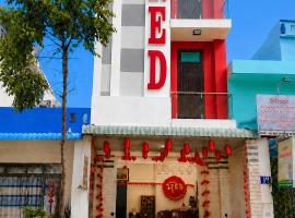 The Red Hotel Côn Đảo, hotel en Con Dao