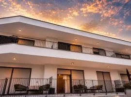 Apartments Villa Nikola- one minute to the beach