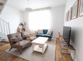 November Charlie, appartement 2 chambres, 4 voyageurs, hotel em Bruz