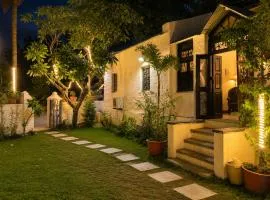 Casa Aranya With Swimming Pool