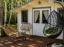 Baltic Beach Cozy Tiny House B, ξενοδοχείο σε Pērkone