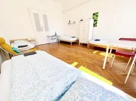 ROOMS Veveri - Uvoz, 10 min by walk to the center