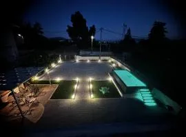 Alivio's Country House