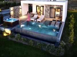Aphrodite Luxury Villas & Suites-Private Heated Pool & Jacuzzi, hotel v mestu Kos (mesto)
