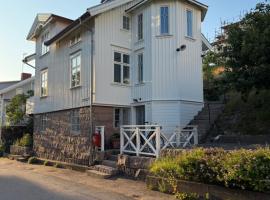 Nyrenoverad pärla centralt i Kungshamn, hotell i Kungshamn