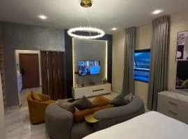 Bellagio Luxury Studio Apartment with Balcony