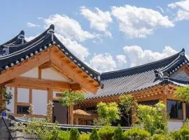 Hanok Stay ieum