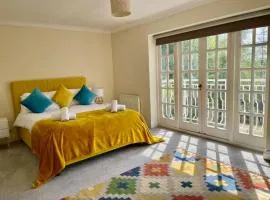 Hidden Surrey Retreat for Groups Families - Pass the Keys