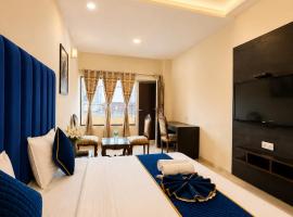 Zirakpur में, होटल Hotel JBX Regency Zirakpur Chandigarh # Family Hotel # Top Rated Property