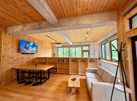 TATEYA VACATION 8 Cozy Modern Suite by the Creek, hotell sihtkohas Akiruno