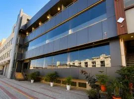 Hotel JBX Regency Zirakpur Chandigarh # Family Hotel # Top Rated Property
