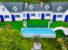 British Hill Resort สัตหีบ บางเสร่ ช่องเเสมสาร, hotelli kohteessa Ban Tao Than