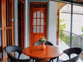 Jasmine Garden Inn