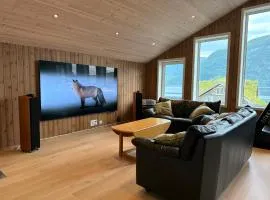 Living in a Nikolai Astrup motif 96m2