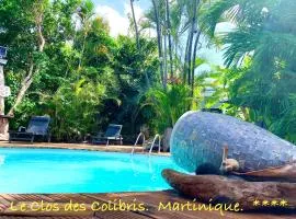 LODGE PAMPLEMOUSSE avec PISCINE privative , dans parc calme à 500 m plage