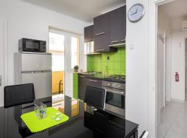 APARTMENT "Patricia", hotel cerca de Spaladium Arena, Split