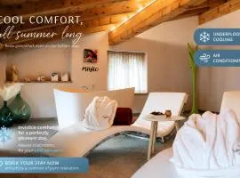 Twinssuites - Adults only