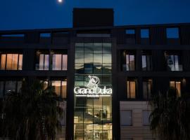 Grand Duka Hotel & SPA, отель в Дурресе