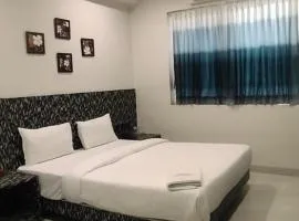 Hotel Jay Palace Inn