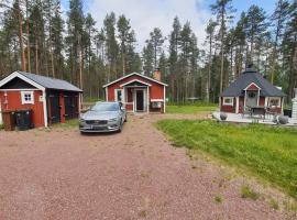 Gemütliches Ferienhaus mit Grillkota und Sauna, hotel v destinaci Sörsjön