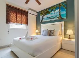 Affordable family apartment only 350 yards from Eagle Beach
