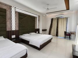 Star resort, khách sạn ở Bhusāwal