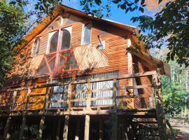 Cabaña Nido de Aguilas, Vilches Alto, San Clemente, Maule, hotel di San Clemente