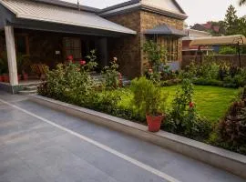 Bungalow-By Poit Stays